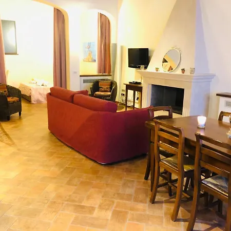Гостевой дом Bed & Breakfast Montepulciano Монтепульчано