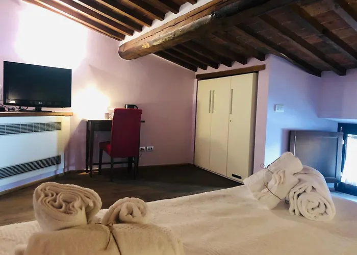 Konukevi Il Corso Montepulciano Stazione