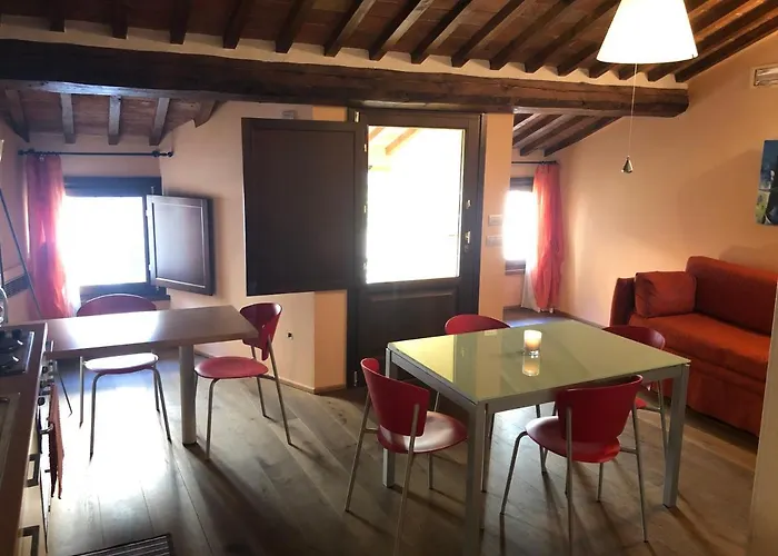 Konukevi Il Corso Montepulciano Stazione