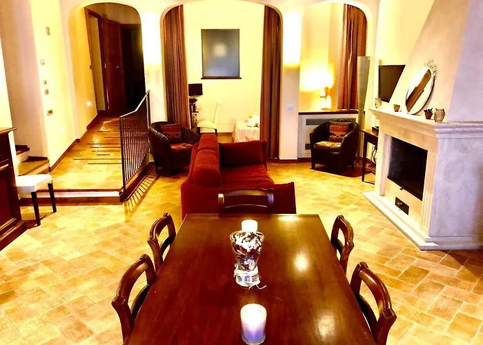 Konukevi Il Corso Montepulciano Stazione